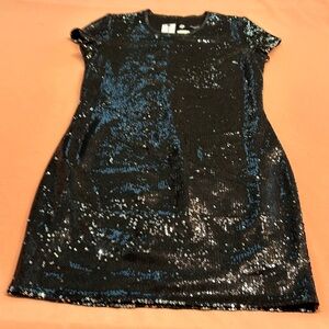 New Evening Black Sequined Dress. Size medium.